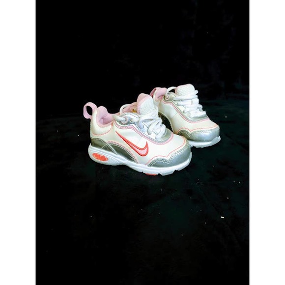 Girl Nike Toddler Infant Baby Sneakers Size 3 C Silver White Pink 395831-100 - Picture 7 of 9